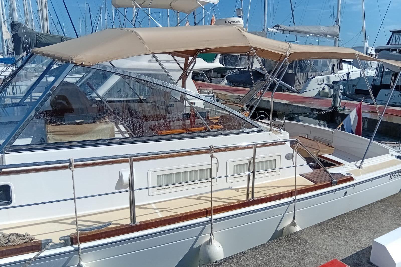 Grand Banks 38 Eastbay EX