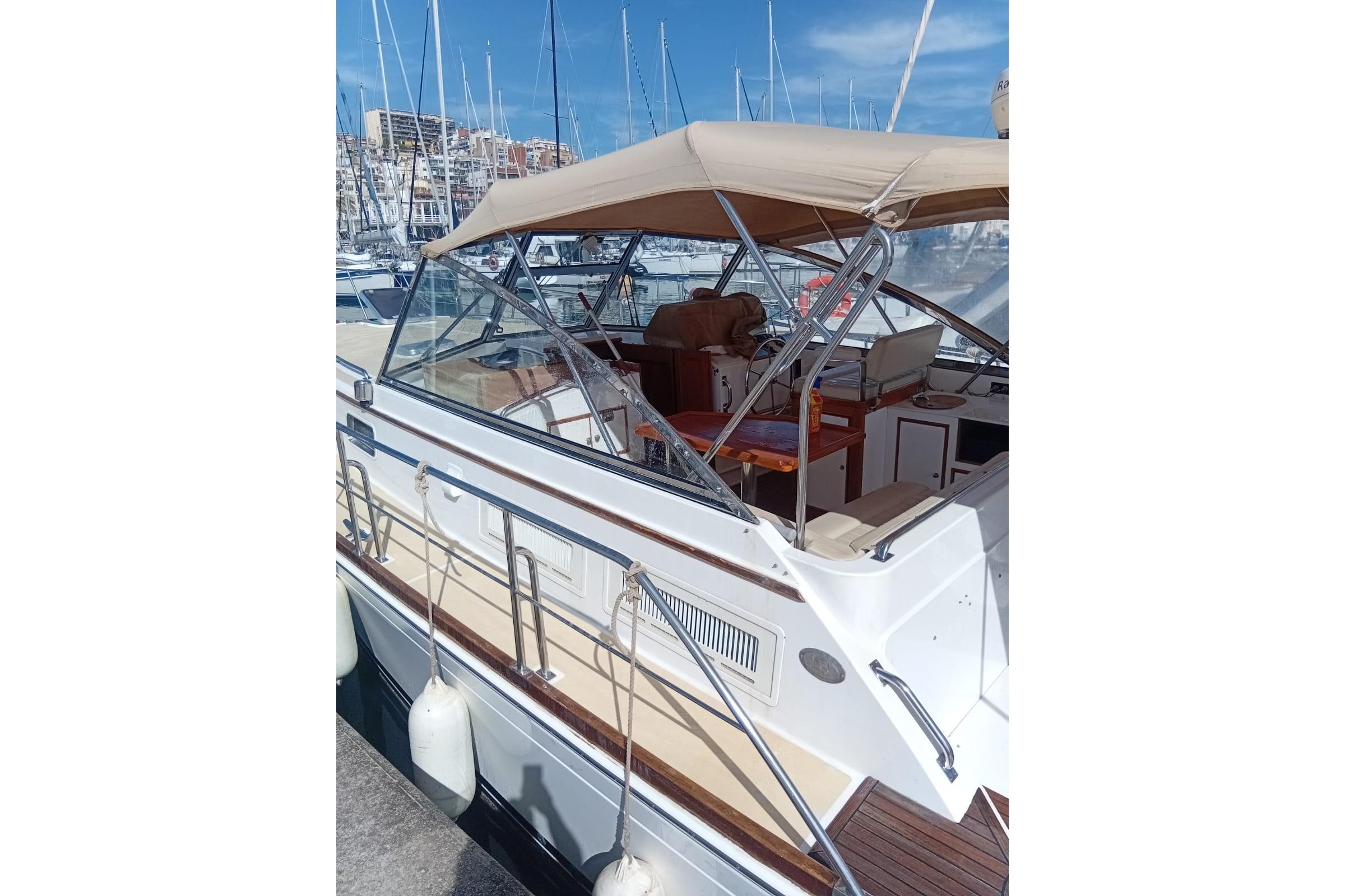 Grand Banks 38 Eastbay EX